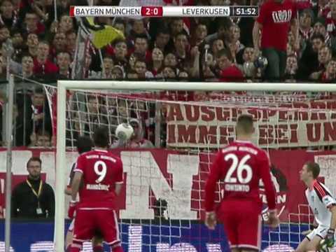 Schweinsteiger, Neuer an tuong nhat vong 25 Bundesliga hinh anh