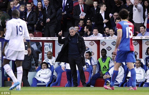 Pellegrini: HLV thong minh khong choi tro tam ly chien hinh anh