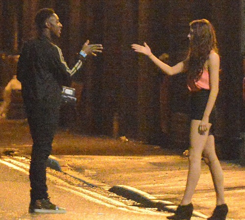 HLV David Moyes phat tien 3 sao tre pha rao choi dem cua M.U hinh anh