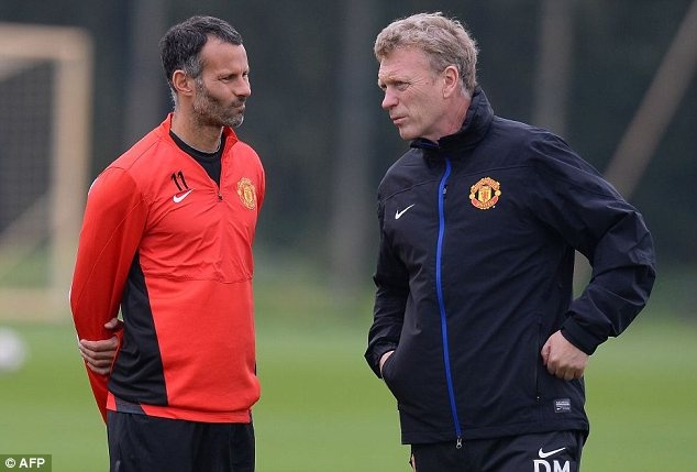 Giggs thach thuc Moyes trong phong thay do M.U hinh anh
