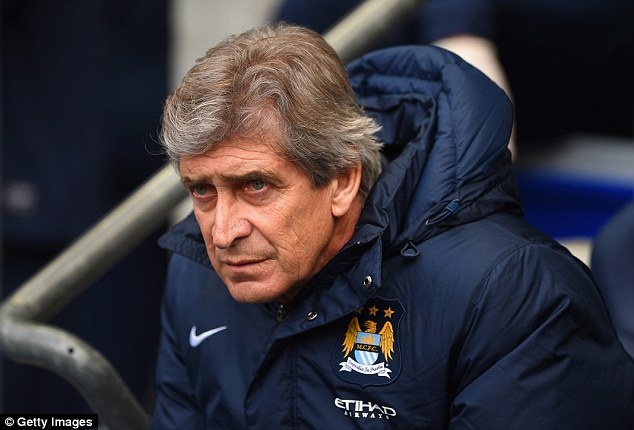 HLV Pellegrini sẽ phải đau đầu về nhân sự khi Man City chỉ có 21 cầu thủ dự Champions League mùa tới. Ảnh: Getty Images