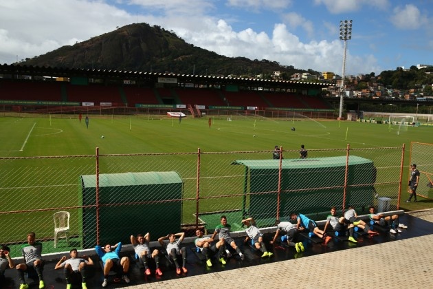 Australia cũng được tạo điều kiện tập luyện tương đối tốt, dù sân tập của khách sạn không nổi tiếng như của nhiều ĐT khác