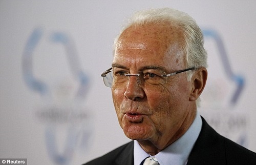 Beckenbauer bi dinh chi vi nghi an tham nhung World Cup 2022 hinh anh