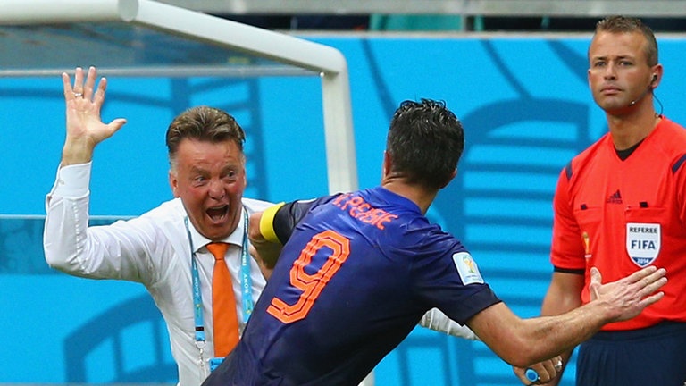 HLV Van Gaal tiet lo bi quyet chien thang cua Ha Lan hinh anh