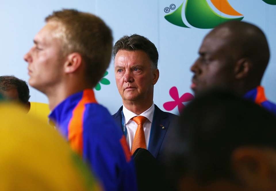 HLV Van Gaal vẫn còn rất nhiều việc phải làm với DDT Hà Lan. Ảnh: Goal.