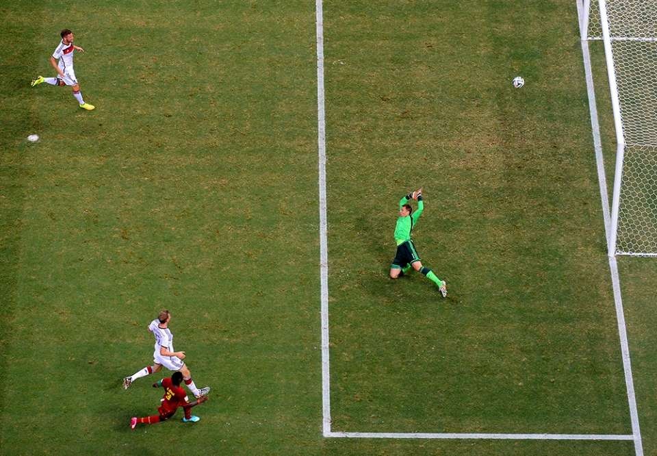 Bàn thắng của Asamoah Gyan đã lộ ra điểm yếu nơi hàng phòng ngự ĐT Đức. Ảnh: Goal.