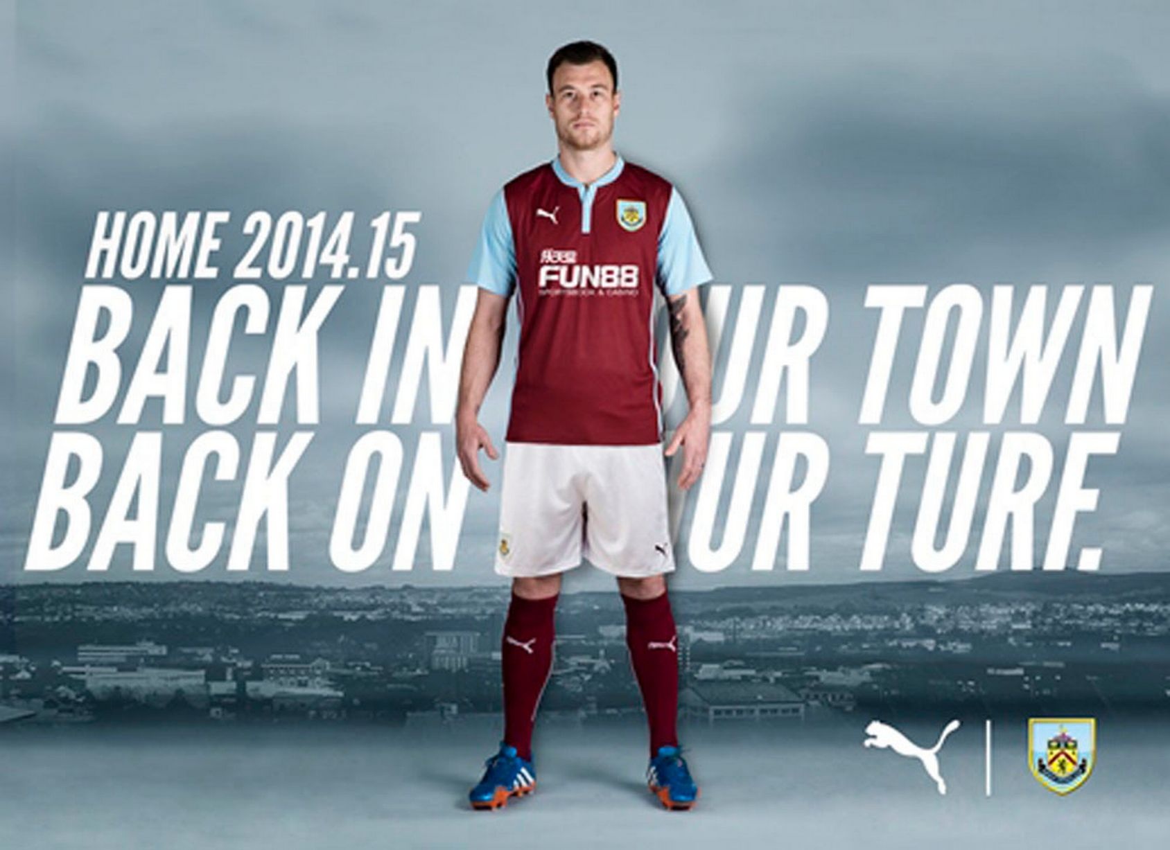 Mẫu áo đấu sân nhà của Burnley mùa tới.