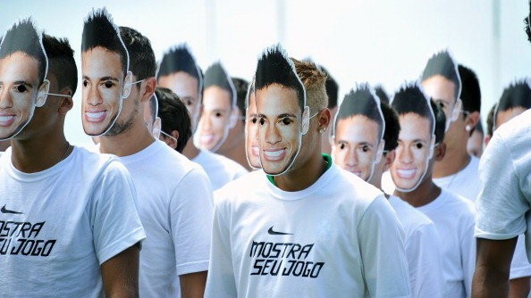 CDV Brazil dung mat na Neymar lam DT Duc so hai hinh anh