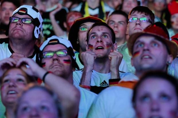 Tâm trạng hồi hợp của các CĐV Đức.