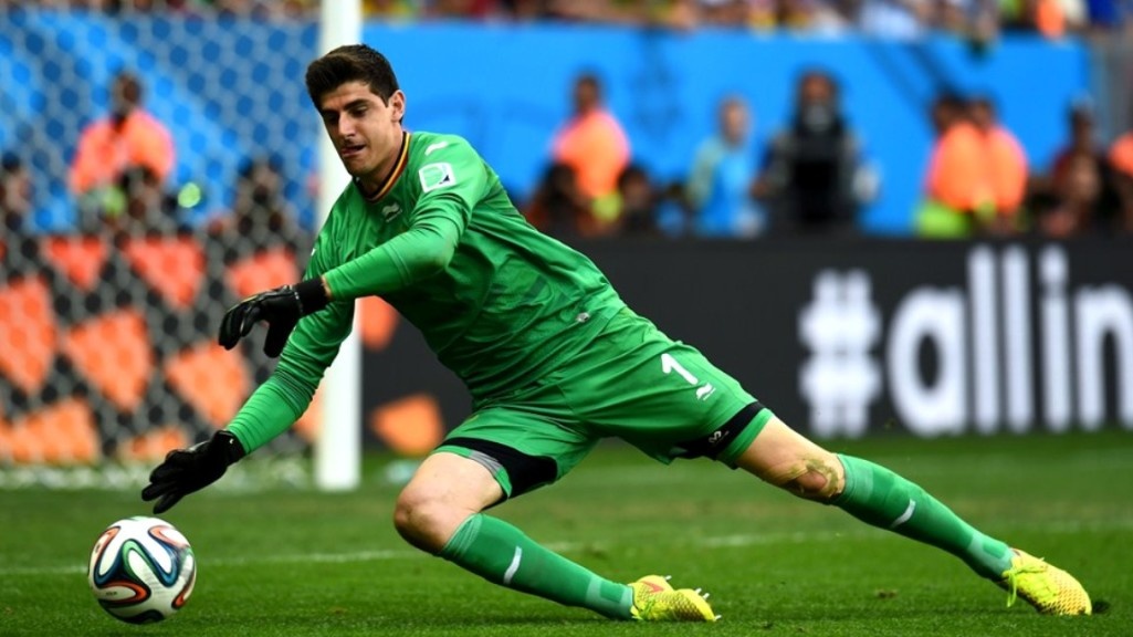 Thibaut Courtois (Bỉ) thực sự là lá chắn thép của 