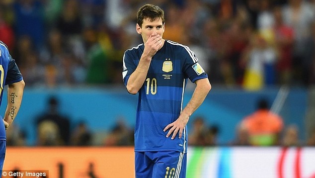 Messi không thực sự thi đấu ấn tượng tại vòng knock out. Ảnh: Daily Mail.