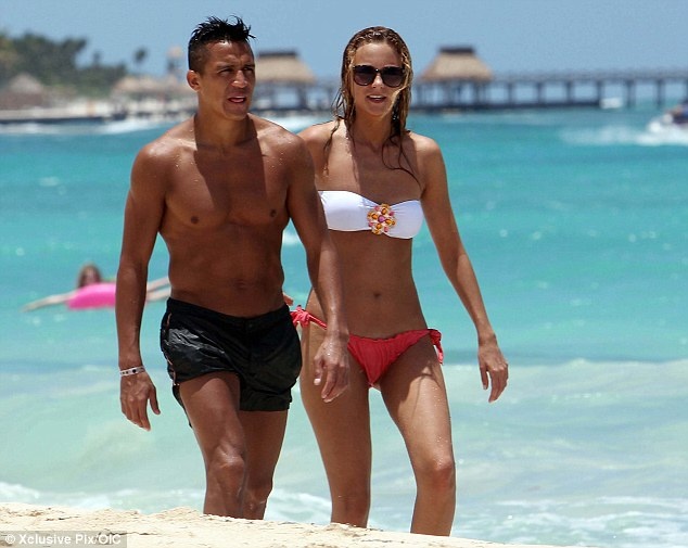 Alexis Sanchez du hi voi bo truoc khi gia nhap Arsenal hinh anh