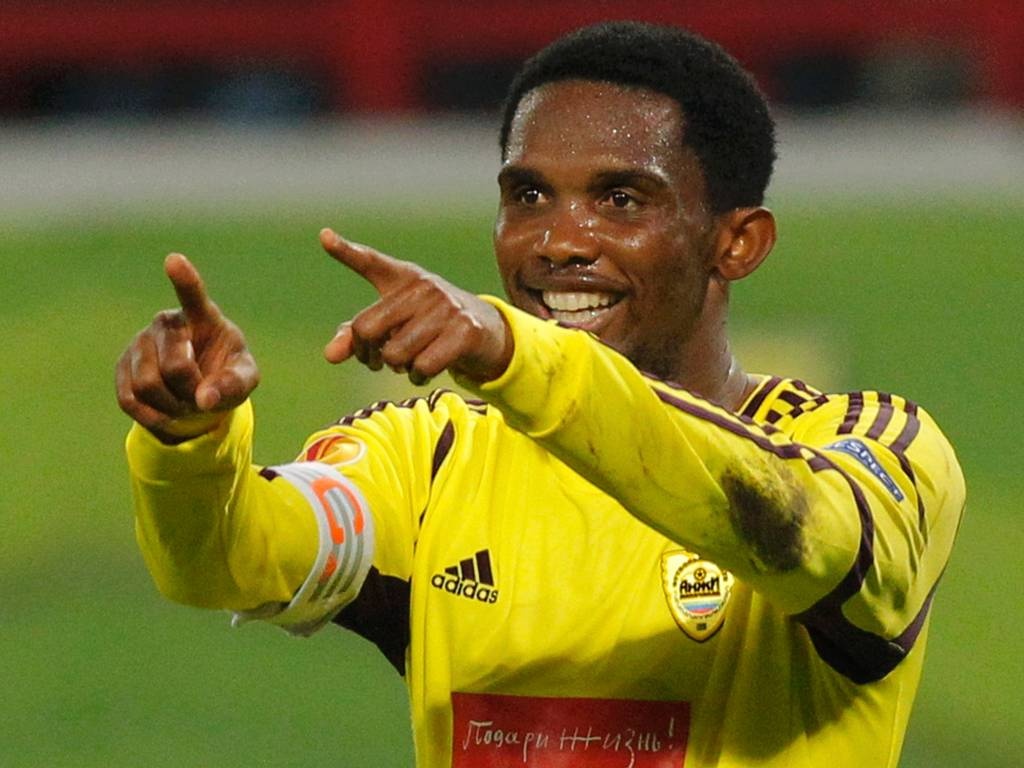 2. Samuel Eto gia nhập Anzhi Makhachkala từ Inter Milan năm 2011 (30 tuổi) với mức giá 30 triệu euro