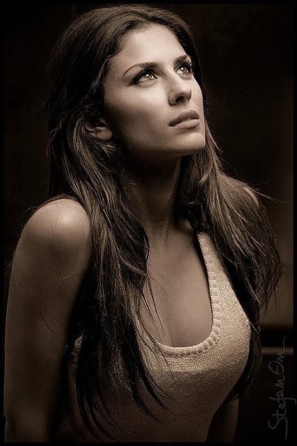 Với việc cả Tottenham lẫn Chelsea đều đang quan tâm đến Destro, Caramis nhiều khả năng sẽ phải ra nước ngoài sống cùng chống.