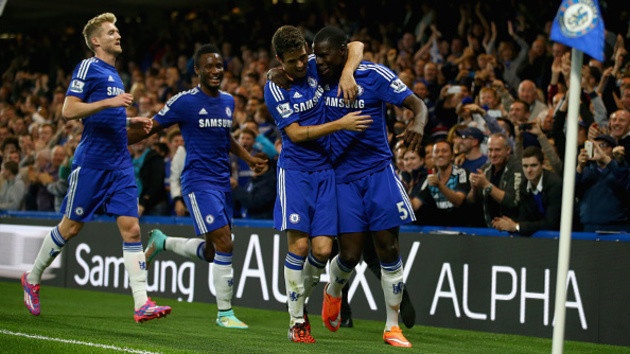 Liverpool va Man City gap kho, Chelsea gap doi hang ba hinh anh