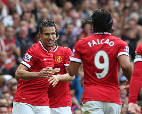 Cặp Van Persie - Falcao đang thi đấu rất ăn ý.
