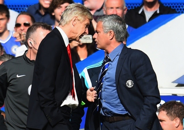 Mourinho va Wenger khau chien trong phong hop bao hinh anh