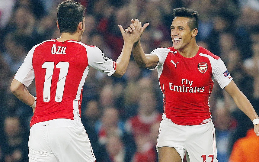 HLV Pep Guardiola cũng đánh giá rất cao Mesut Ozil khi Bayern Munich từng chạm trán Arsenal tại Champions League: