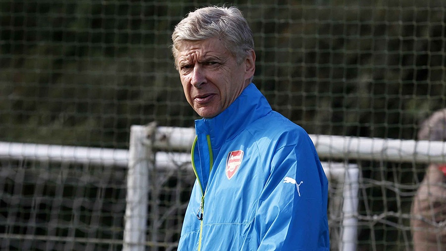 Wenger: 'Man City van manh hon Chelsea' hinh anh