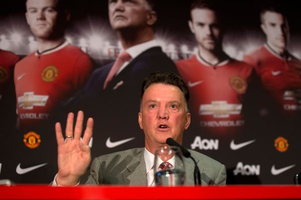 10 diem khien M.U phai can trong voi HLV Louis Van Gaal hinh anh