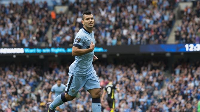 4. Sergio Aguero (62 bàn): Với cú poker vào lưới Tottenham, Aguero vừa lập nên kỉ lục mới khi trở thành một trong những chân sút có hiệu suất làm bàn tốt nhất trong lịch sử Premier League.
