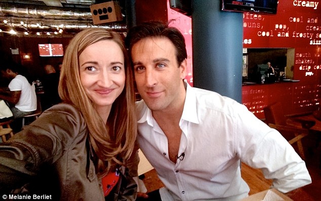 Dich vu thue dan ong dich thuc gia 200 USD/gio hinh anh