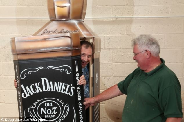 Mua quan tai ky di hon 100 trieu truoc khi chet hinh anh