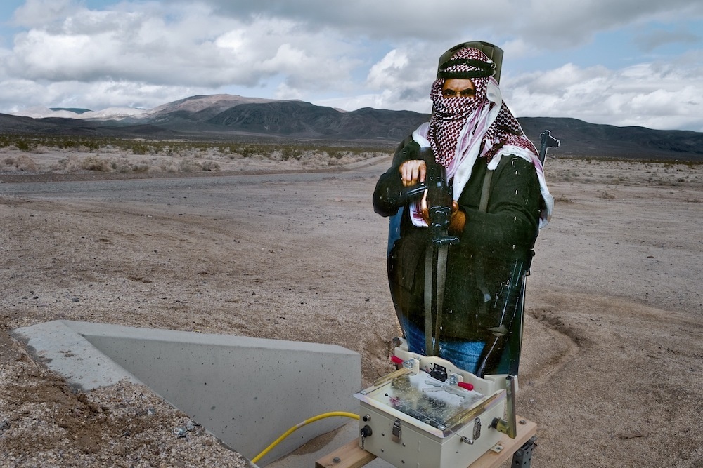 Kham pha long cam thu cua con nguoi qua bia tap ban hinh anh