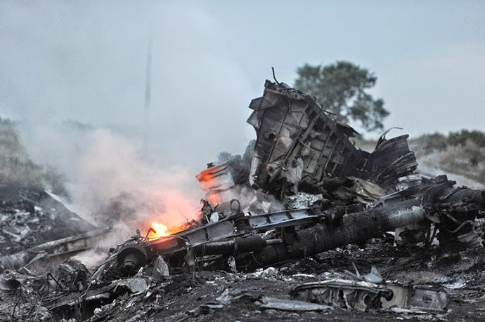 May bay chien dau Ukraina no tung gan hien truong MH17 hinh anh