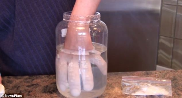 Ao thuat lam nuoc dong bang trong nhay mat hinh anh