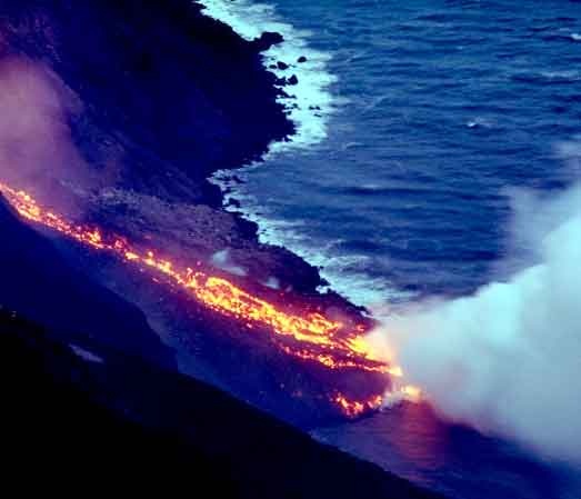 Dong song lua do xuong bien tai chau Au hinh anh