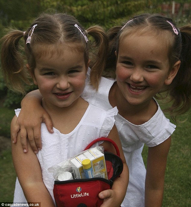 Suyt mat mang vi di ung tren may bay hinh anh