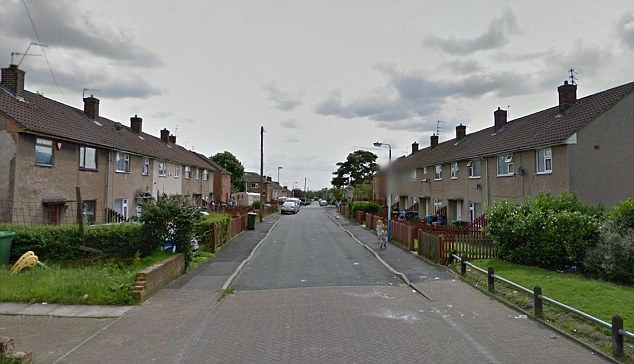 Ba ngoai say ruou de chet chau trai hinh anh