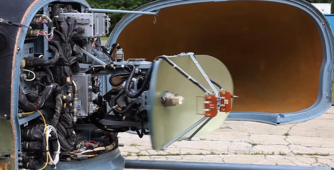 Hỗ trợ cho hệ thống Samshit là radar 