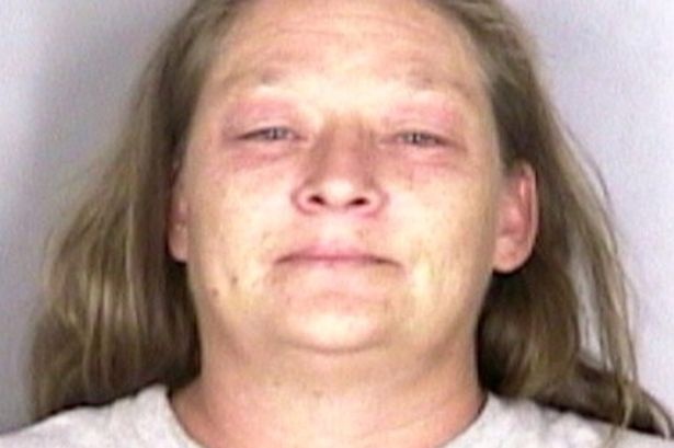 Thieu chong vi tranh cai ve thuoc diet co hinh anh