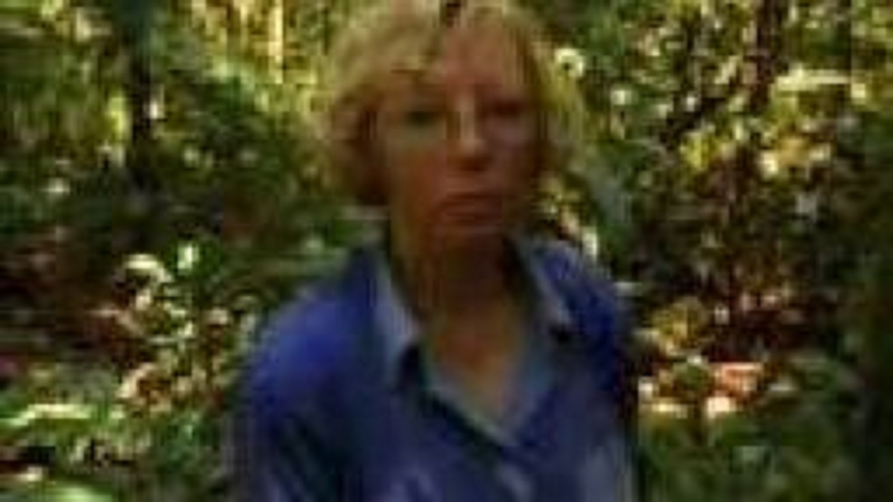 Juliane Koepcke –song sot sau 9 ngay roi xuong rung sau mot tai nan may bay hinh anh