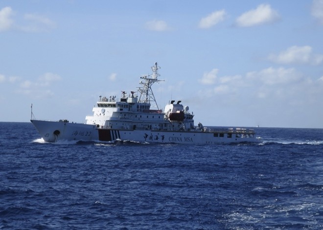 Trung Quoc tap tran bao ve gian khoan gan Vinh Bac Bo hinh anh