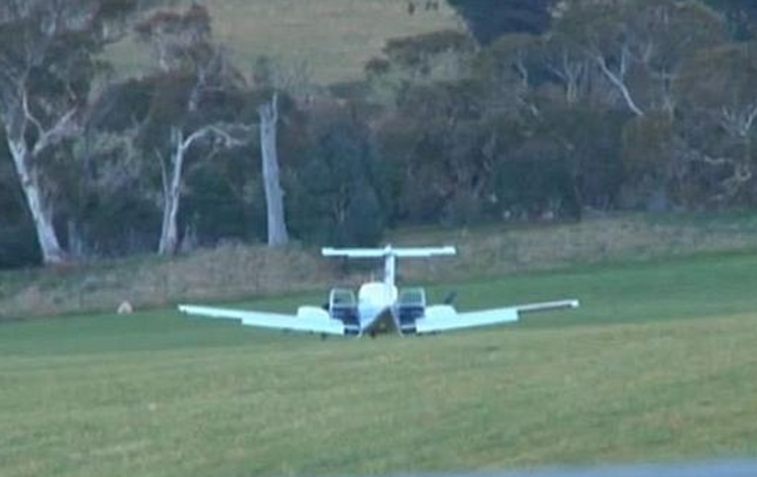 Phi co ha canh khan vi cu gia 82 tuoi cuop lai hinh anh