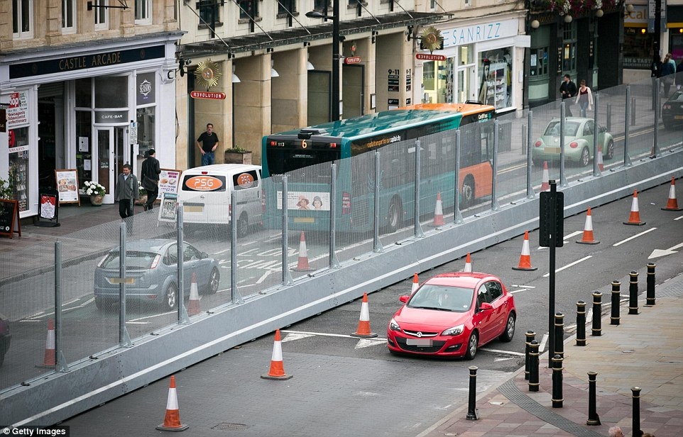 Cảnh sát hạt Gwent cho biết một số cá nhân, tổ chức có thể nhân cơ hội hội nghị diễn ra ở Cardiff để tổ chức biểu tình và chính phủ không phản đối những cuộc biểu tình ôn hòa.