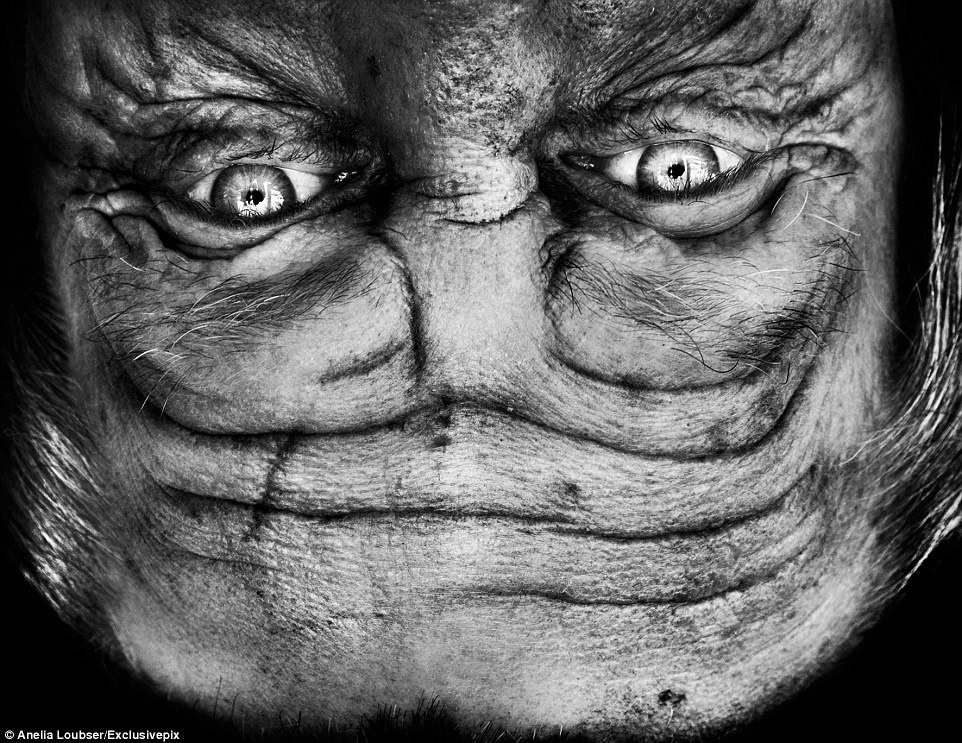 Nhiếp ảnh gia Anelia Loubser cho biết cô lấy cảm hứng từ diễn giả Mỹ Wayne Dyer.