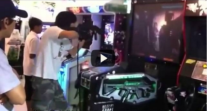 Cao thu choi game nhap vai hinh anh