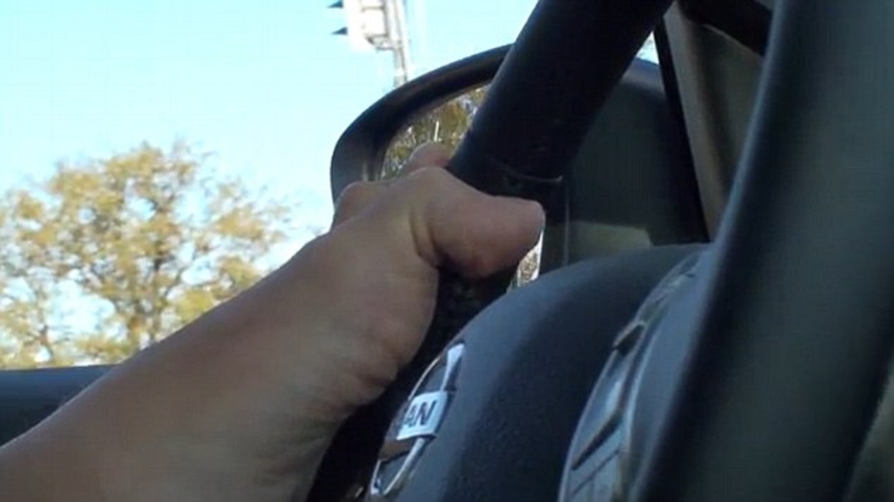 Những người từng ngồi trên xe của Gatis Caunitis khẳng định anh lái xe rất an toàn.