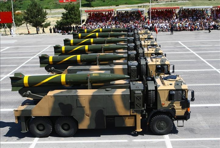 J-600 là một tên lửa đạn đạo chiến thuật hợp tác sản xuất giữa Thổ Nhĩ Kỳ với Trung Quốc