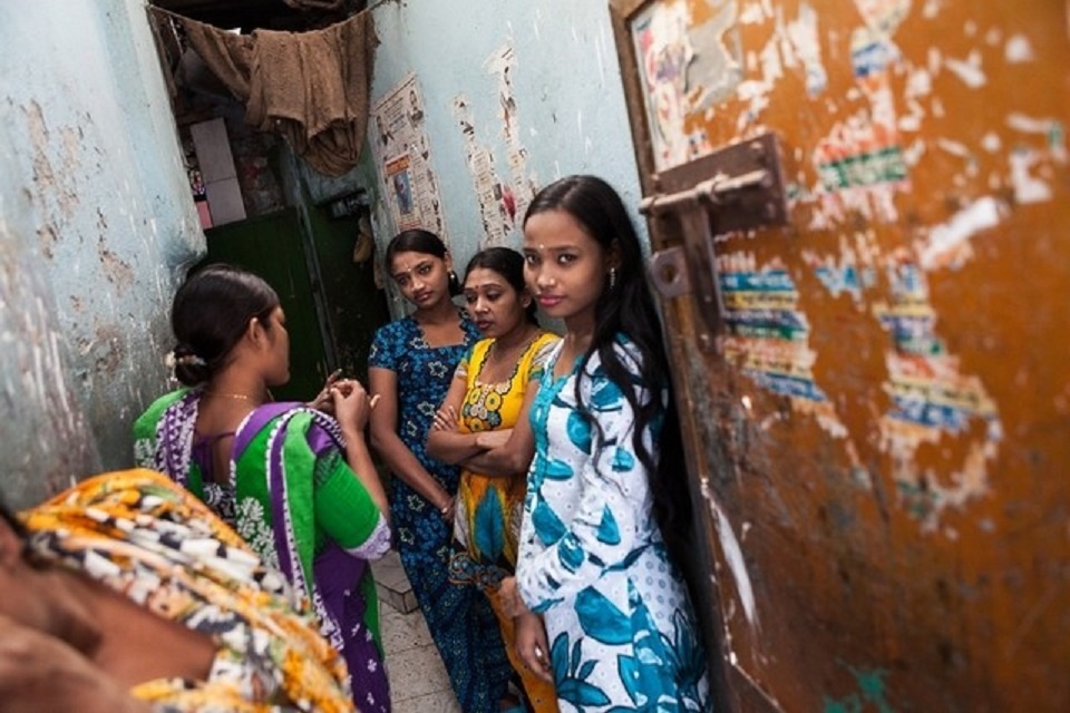 Phụ nữ và trẻ em là nạn nhân chủ yếu của nạn buôn người ở Bangladesh. Ảnh: The National