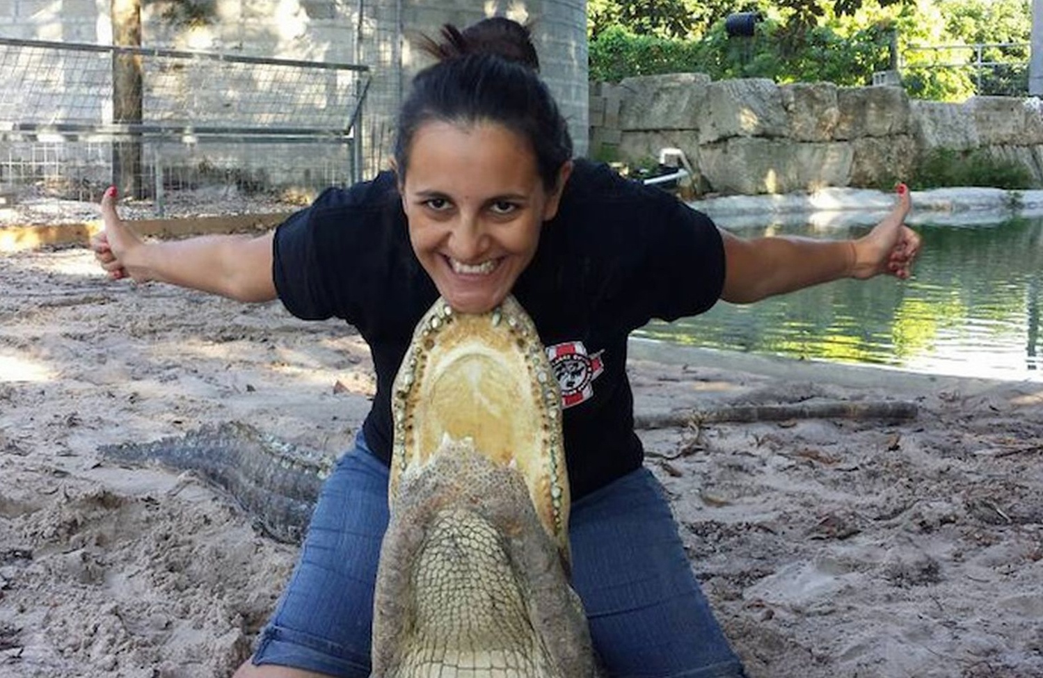 Cong viec vat ca sau cua mot ba bau hinh anh