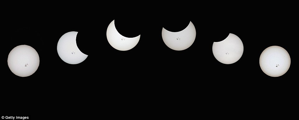 Bức ảnh ghép các giai đoạn của nhật thực tại bang Utah. Ảnh: 