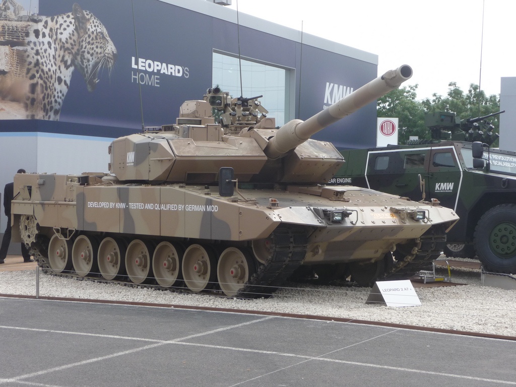 Leopard-2A7 xe tang chien dau chu luc tot nhat the gioi hinh anh
