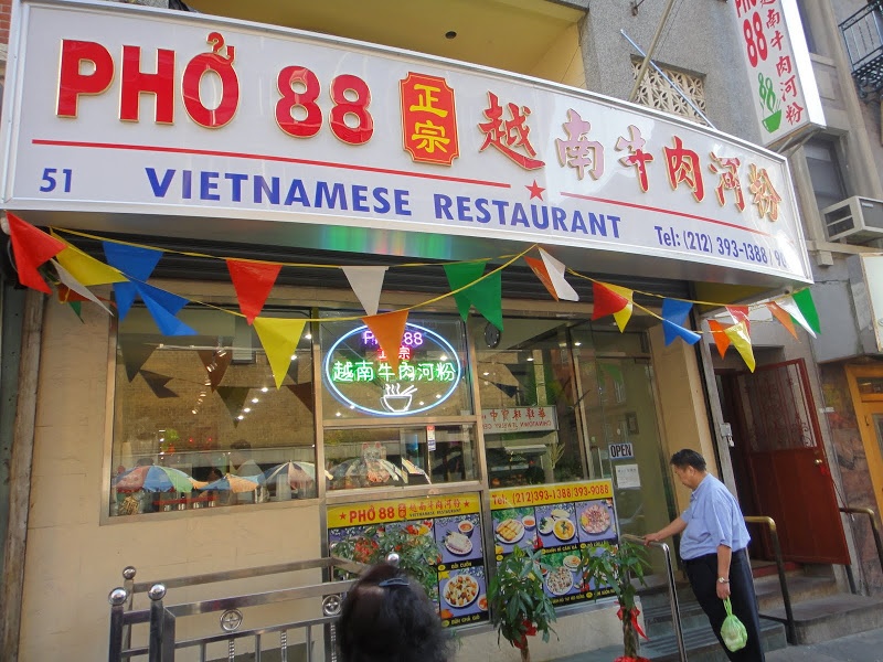 Chau A giua long New York hinh anh