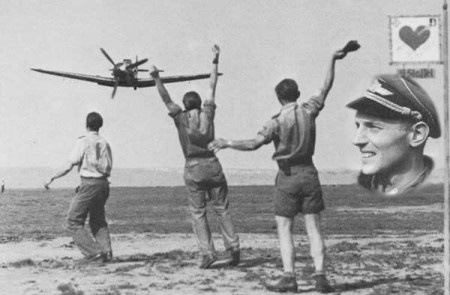 Phi cong At chu bai xuat sac nhat moi thoi dai hinh anh