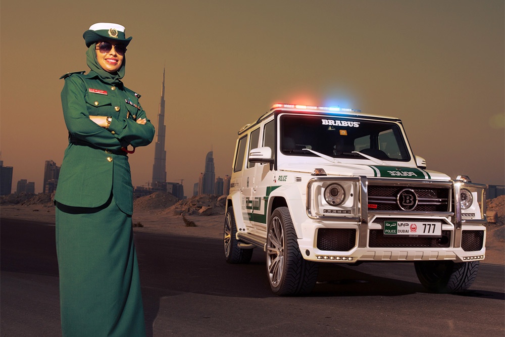 Phuong tien doc dao cua canh sat giao thong the gioi hinh anh